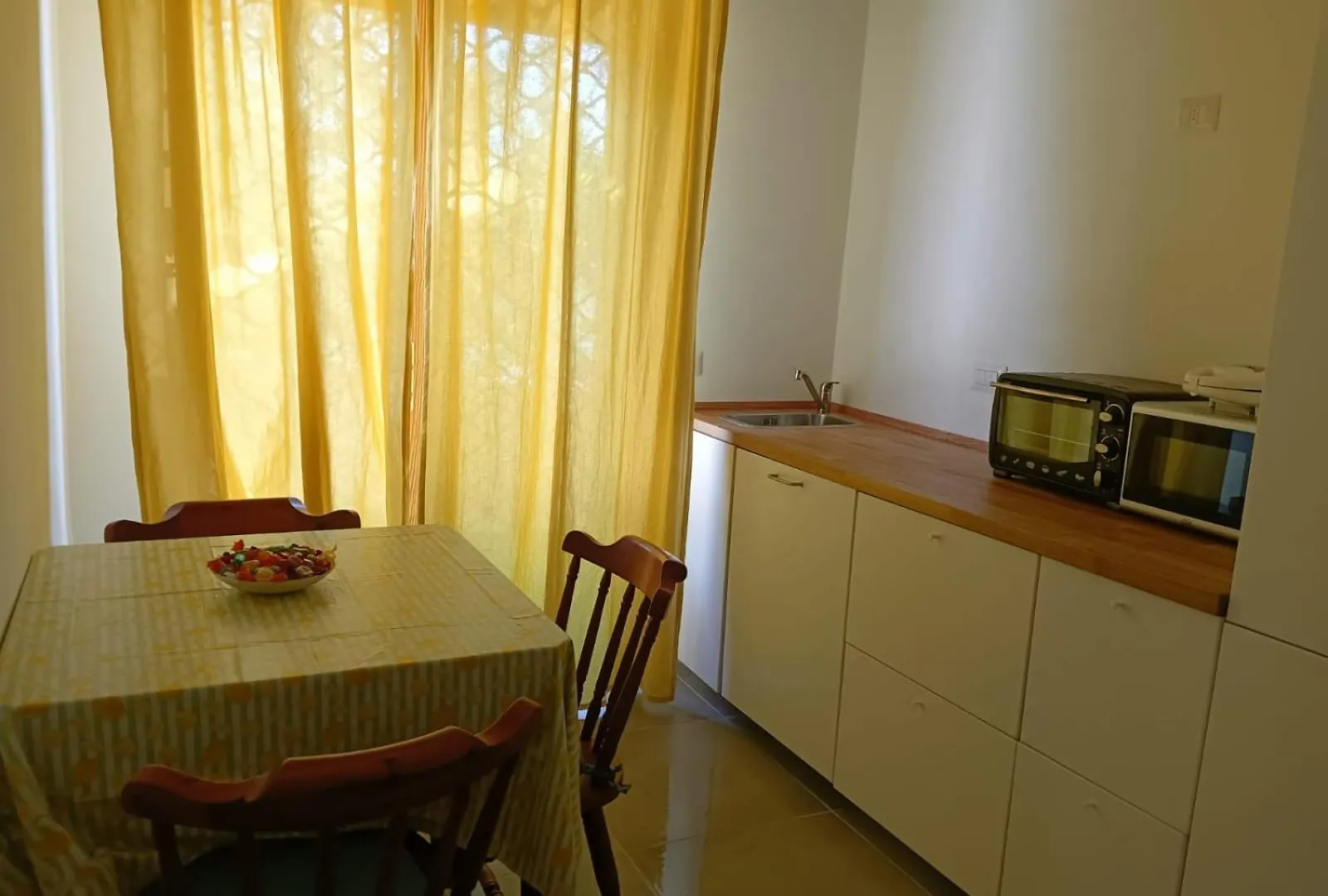 Domus Mares Camere Private Alghero Penzion